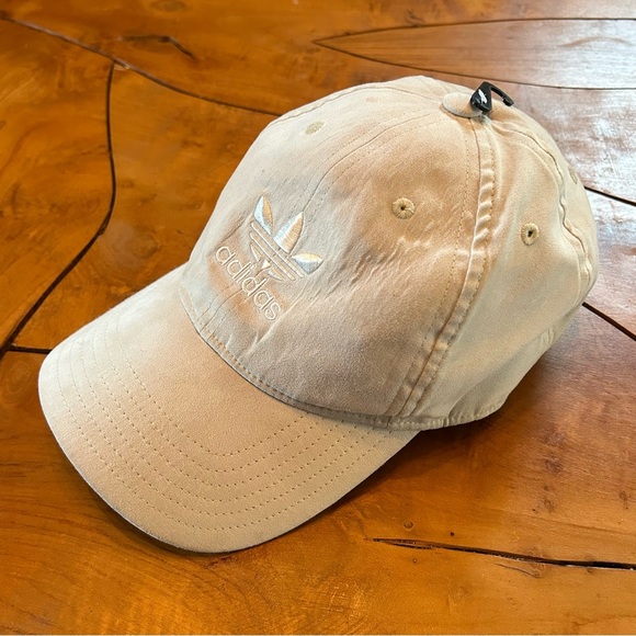 NEW Adidas Trefoil Logo Hat Acid Wash Spellout Strapback Tan Beige Adult - Picture 2 of 8